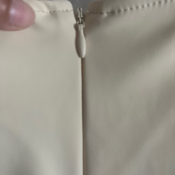 Zara Neoprene-Effect Bodysuit - Picture 6 of 11